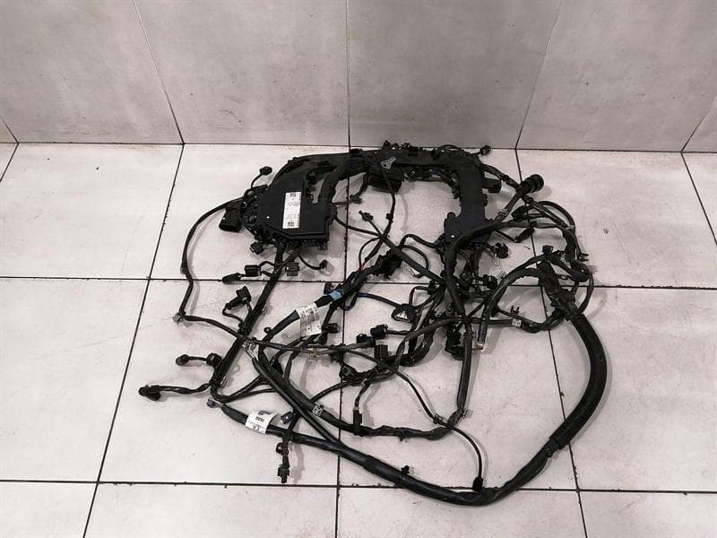 MERCEDES-BENZ Mercedes GLS 350D Engine Wiring Loom A6421505801 Engine Harness OM642.826
