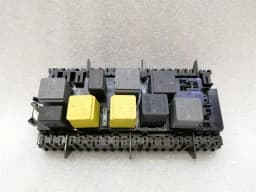 MERCEDES-BENZ Mercedes GLS 350D Fuse Box A1669068201 Fuse Box — thumbnail 1