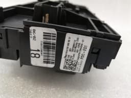 MERCEDES-BENZ Mercedes GLS 350D Fuse Box A1669068201 Fuse Box — thumbnail 3