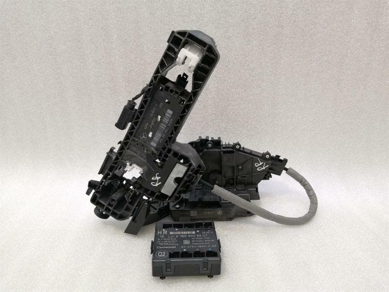 MERCEDES-BENZ Mercedes GLS 350D RRH door lock A2220064099 door lock rear right