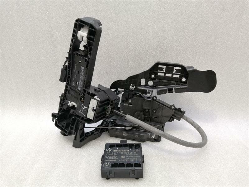 MERCEDES-BENZ Mercedes GLS 350D front right door lock A2220063999 door lock front right