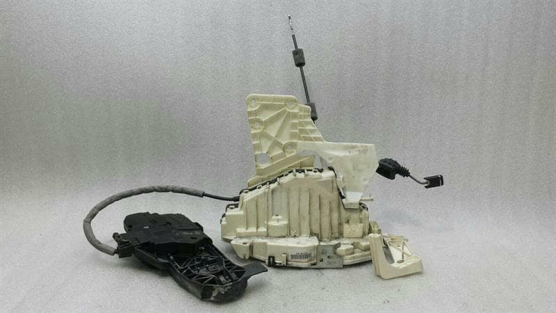 MERCEDES-BENZ Mercedes S-Class W221 FLH door lock A2217207935 door lock front left MOPF