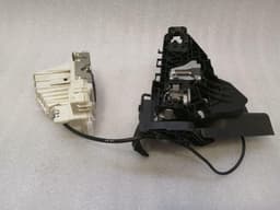 MERCEDES-BENZ Mercedes R Class W251 Door Lock FRH A2517200835 Door Lock Front Right RHD — thumbnail 1