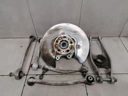 BMW BMW 3 Series M3 G80 G20 Right Rear Hub 8095658 Wheel Bearing Housing Rear Right — thumbnail 1