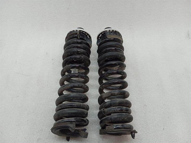 BMW BMW 3 M3 G81 G21 LCI coil spring rear 33 53 7885627 suspension spring rear