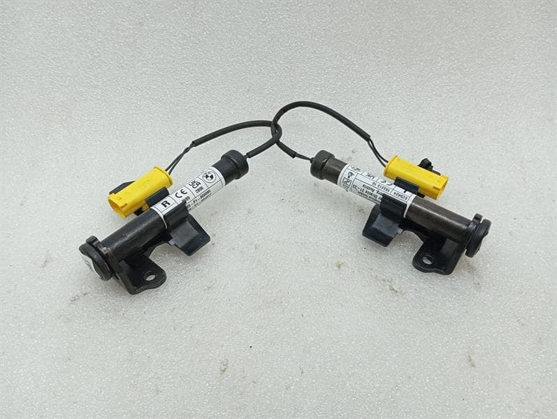 BMW BMW 3 SERIES M3 G80 G82 7449430 7449429 BONNET ACTUATOR BONNET ACTUATOR