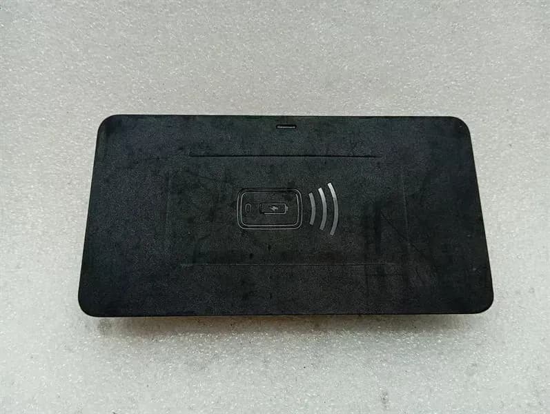 BMW BMW 3 M3 G80 G20 ELECTRONIC MODULE 5A62826 PHONE CHARGER WIRELESS CONTROL UNIT
