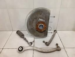 BMW BMW 3 Series M3 G80 G20 Left Front Hub 31208095663 Wheel Bearing Housing Front Left — thumbnail 1