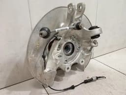 BMW BMW 4 M4 G82 G22 Right Rear Hub 8095658 Wheel Bearing Housing Rear Right — thumbnail 8