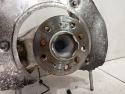 BMW BMW 4 M4 G82 G22 RWD Right Front Hub 31 20 8095664 Wheel Bearing Housing Front Right — thumbnail 9