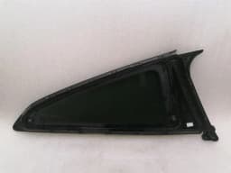 BMW BMW 4 M4 G82 G22 Left Rear 1/4 Glass 7482715 Door Window 1/4 Rear LH — thumbnail 2
