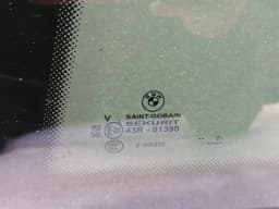 BMW BMW 4 M4 G82 G22 Left Rear 1/4 Glass 7482715 Door Window 1/4 Rear LH — thumbnail 9