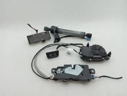 BMW BMW 4 M4 G82 G22 Boot Lock Set 163672 Tailgate Lock — thumbnail 1