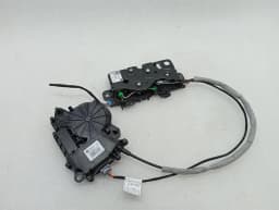 BMW BMW 4 M4 G82 G22 Boot Lock Set 163672 Tailgate Lock — thumbnail 5