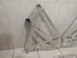 BMW BMW 4 M4 G82 G22 rear holder bracket set 33 30 9504174 holder carrier rear sat — thumbnail 2