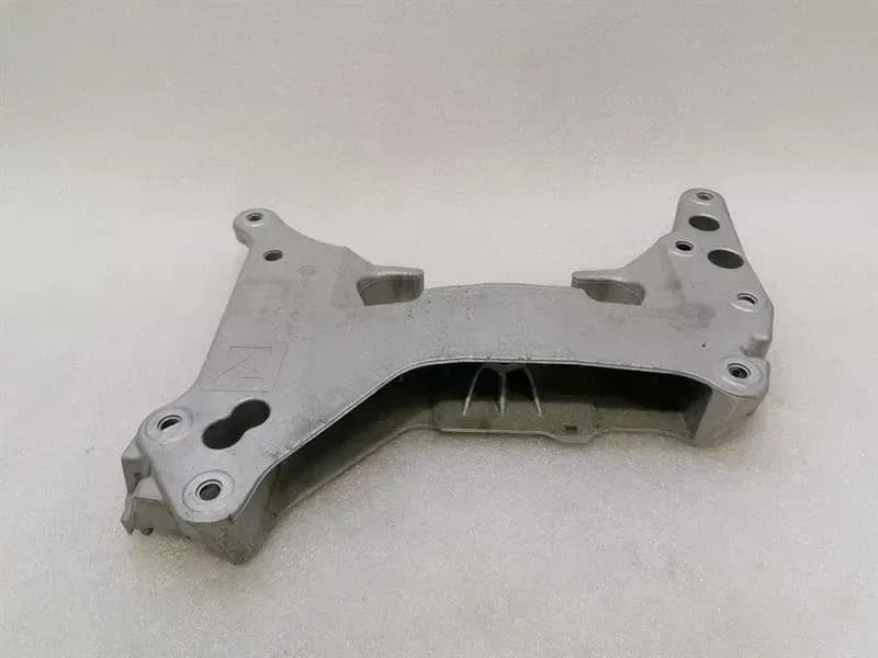 BMW BMW 4 M4 G82 G22 Gearbox Mount 8089421 Gearbox Mount