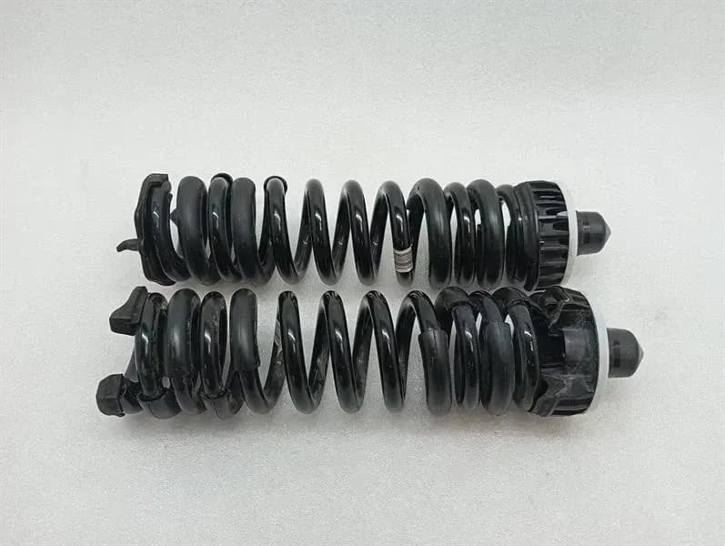 BMW BMW 4 M4 G82 G22 coil spring rear 33 53 7883594 suspension spring rear