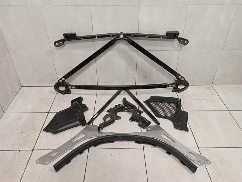 BMW BMW 4 M4 G82 G22 Strut Brace Set 51 61 8075012 Retainer Carrier