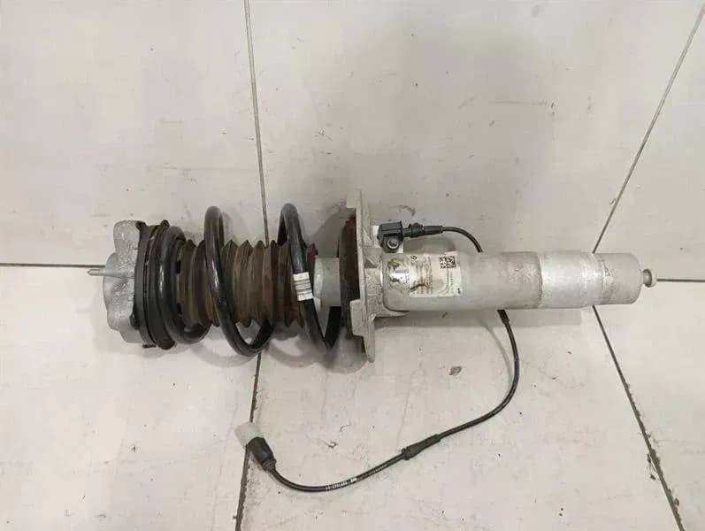 BMW BMW 4 M4 G82 G22 RWD Shock Absorber Front 31 31 8091349 LH Front Shock Absorber