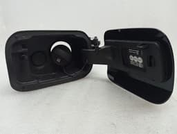 BMW BMW 4 M4 G82 G22 fuel filler cap 51 17 7478438 fuel cap tank flap — thumbnail 6