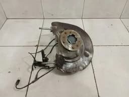 BMW BMW 4 M4 G82 G22 Right Front Hub 31212284002 Wheel Bearing Housing Front Right — thumbnail 1