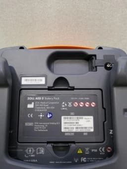 MERCEDES-BENZ NEW"" AED3 AED 3 Defibrillator SET automatic FRENCH LANGUAGE ONLY — thumbnail 7