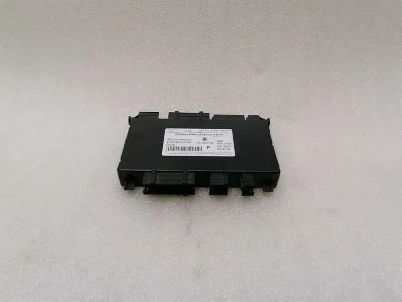 Mercedes CLS W219 Drivers Seat Electronic Module A2118704085 Seat ECU