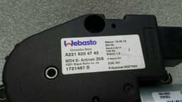 MERCEDES-BENZ Mercedes S-Class W221 Sun Roof Engine A2218204742 Sunroof Motor Panoramic — thumbnail 2