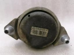 MERCEDES-BENZ Mercedes E Class W212 Right Engine Mount A2042402317 Engine Holder Re OM642 V6 — thumbnail 1
