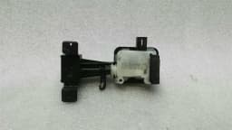 MERCEDES-BENZ Mercedes S-Class W221 fuel cap actuator A2518200197 fuel filler flap actuator flap — thumbnail 1