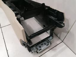 MERCEDES-BENZ Mercedes W222 Console A2226800750 Center Console SILKY BEIGE 8T24 DESIGNO Leather — thumbnail 6