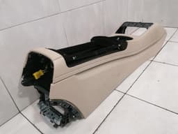 MERCEDES-BENZ Mercedes W222 Console A2226800750 Center Console SILKY BEIGE 8T24 DESIGNO Leather — thumbnail 9