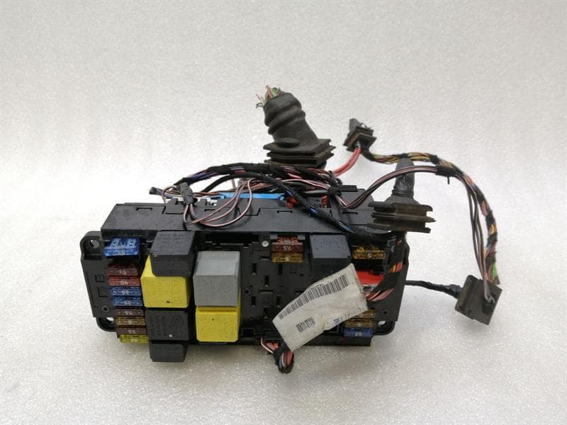 MERCEDES-BENZ Mercedes CLK W209 Front SAM Fuse Box A2095452001 Fuse Box SAM