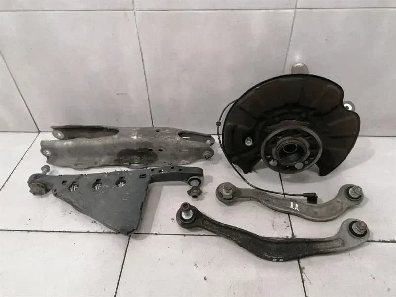 Mercedes S W222 Right Rear Hub Set A2223501041 Wheel Bearing Housing Rear Right