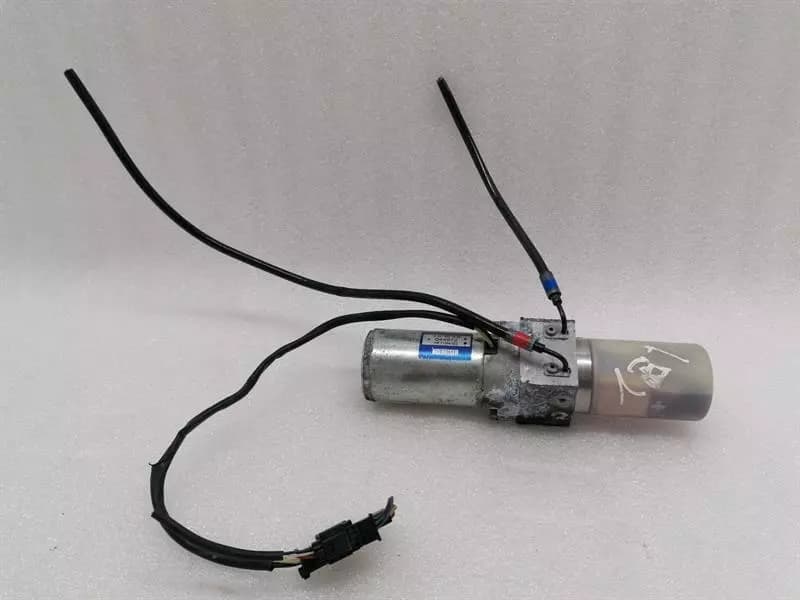 Mercedes S-class W221 tailgate pump A2218001548 hydraulic tailgate pump