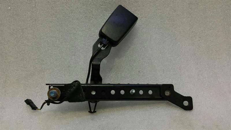 Mercedes S-class W221 Belt Buckle Left RearA2218601169 belt lock left rear