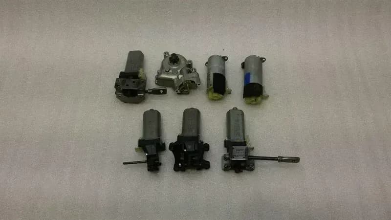 MERCEDES-BENZ Mercedes S W221 Left Front Seat Adjuster Engine Set Backrest A2219100380 Set