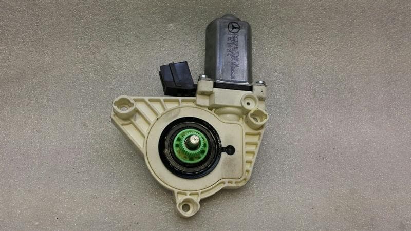 MERCEDES-BENZ Mercedes S-Class W221 Door Window Motor rEAR lEFT A2218202942 Window Regulator Motor