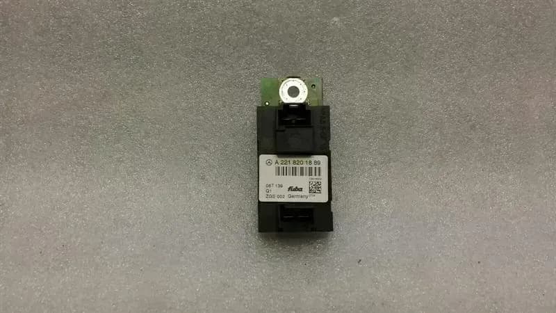 MERCEDES-BENZ Mercedes S-Class W221 Aerial / Antenna A2218201889 Antenna