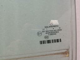 MERCEDES-BENZ Mercedes S-Class W221 left rear door glass A2217302318 door window rear left — thumbnail 6