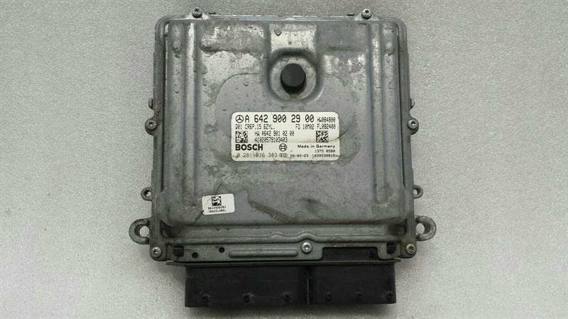 MERCEDES-BENZ Mercedes E Class W207 Engine ECU A6429002900 Engine Control Unit OM642 CDI Diesel