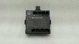 MERCEDES-BENZ Mercedes E Class W207 FRH Door Module A2079002800 Door Control Unit — thumbnail 3