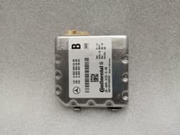 MERCEDES-BENZ Mercedes S-Class W221 Front Camera A0009050438 Multi Purpose Camera — thumbnail 1