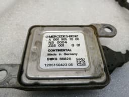 MERCEDES-BENZ Mercedes S-class W221 NOX Lambda Sensor A0009057000 HO2S NOX — thumbnail 3