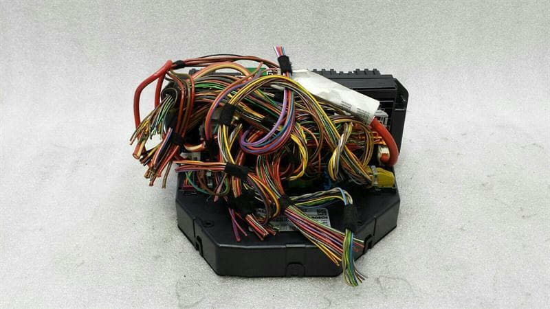 MERCEDES-BENZ Mercedes E Class W212 Fuse Box SAM A2129008307 Fuse Box