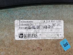 MERCEDES-BENZ Mercedes CLS W219 left seat backrest cover A2199100139 left seat cover — thumbnail 5