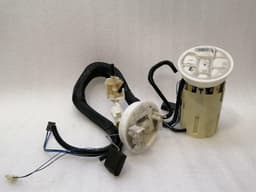 MERCEDES-BENZ Mercedes CLS W219 Fuel Pump Electric A2114701694 Fuel Pump Diesel OM642 — thumbnail 6