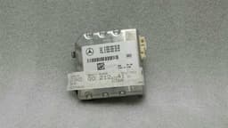 MERCEDES-BENZ Mercedes E Class W212 Front Camera A0009050038 Multi Purpose Camera — thumbnail 1
