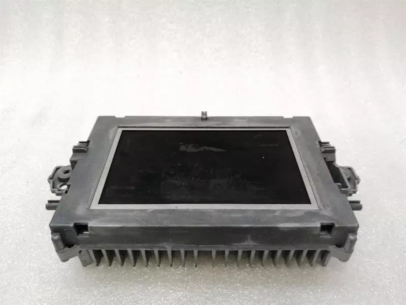 Mercedes E Class W207 Navigation Monitor A2129004900 Sat Nav Display Picture Shirt