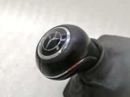 MERCEDES-BENZ Mercedes E Class W207 Gear Selector A2042676424 Circuit Backdrop — thumbnail 7